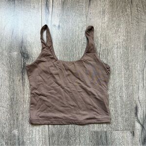 Sleek Seamless Scoopneck Cami